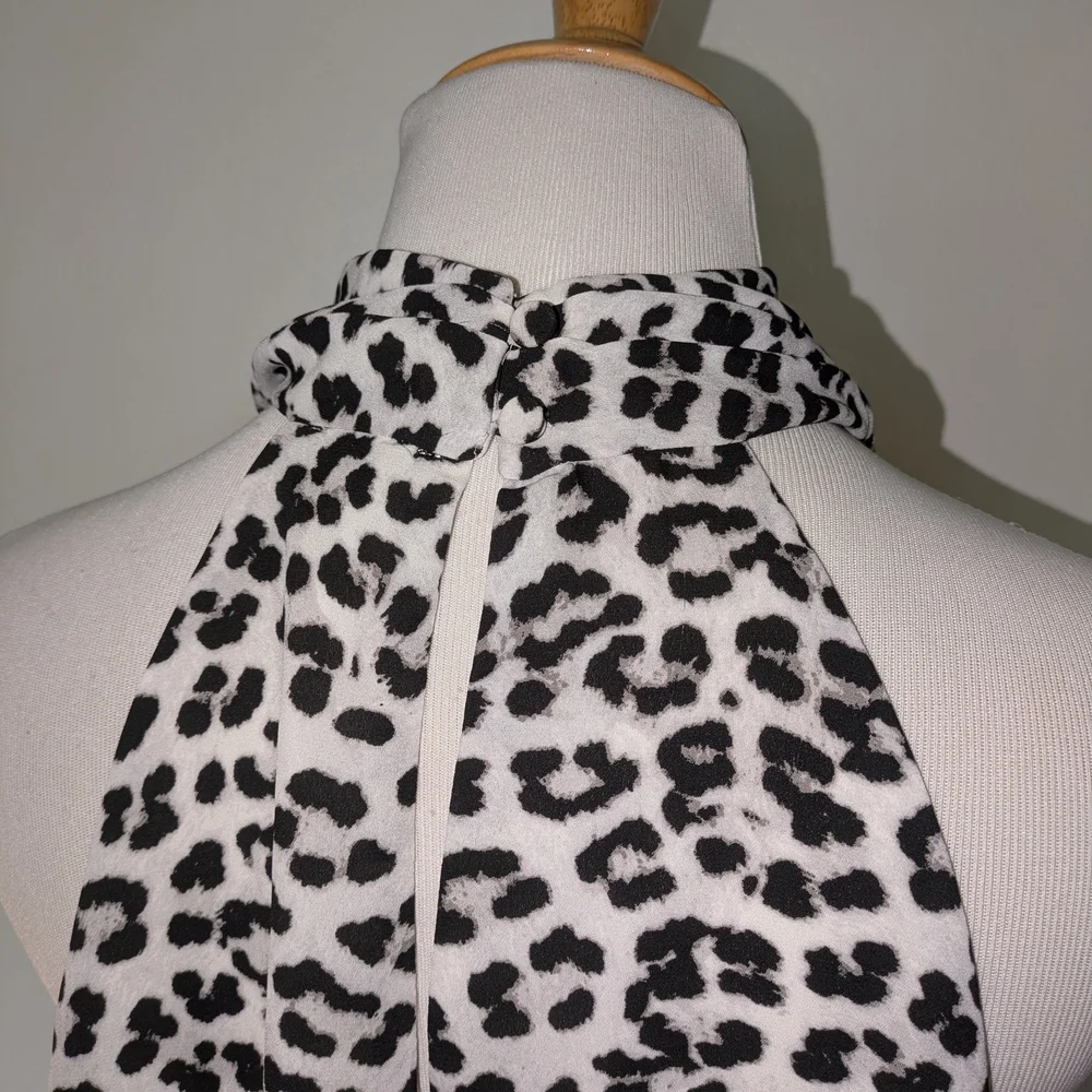 Ann Taylor Factory Black and White Sleeveless Halter Blouse - Picture 4 of 11